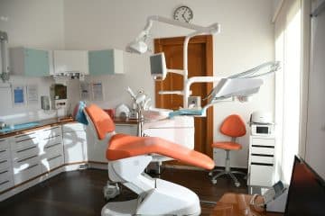 Dentists need a comprehensive malpractice insurance.